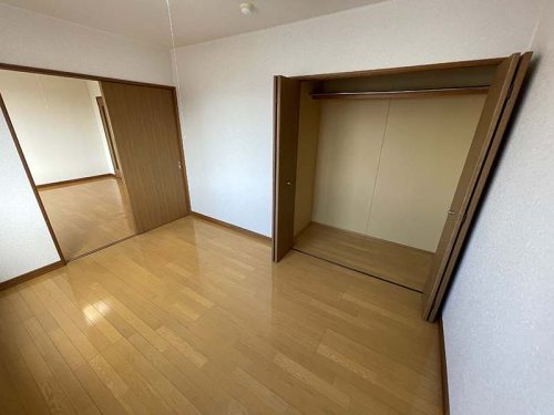(寝室)