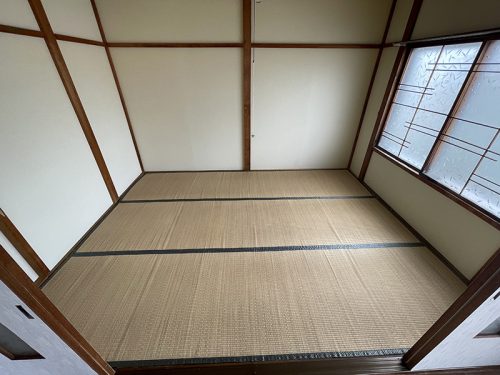南側和室(寝室)