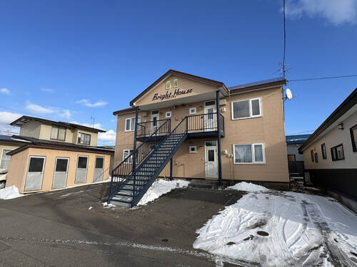 ブライトハウス舟岡館2階 2LDKアパート(伊達市舟岡町) ※エアコン付