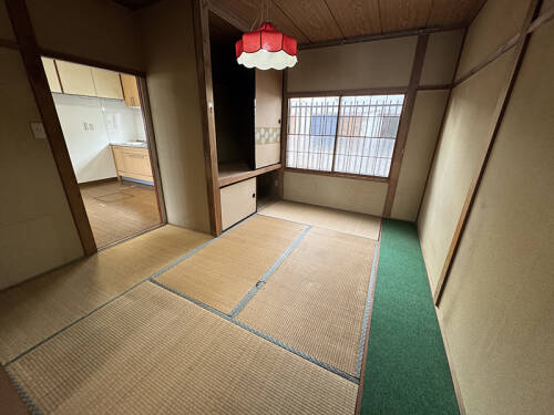 和室(5.7帖) (寝室)