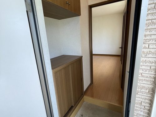  (玄関)