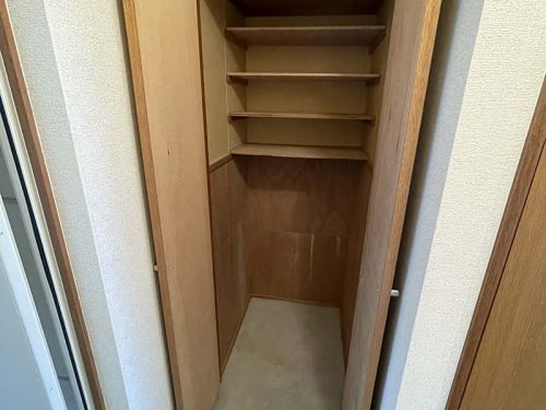 (玄関)