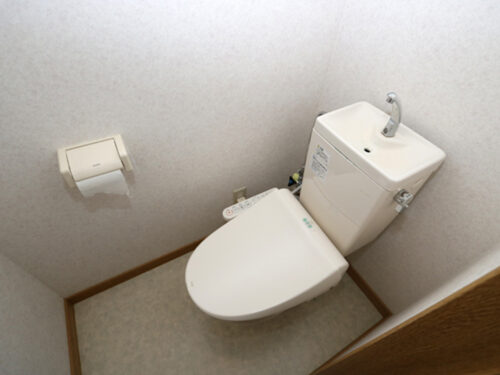 トイレ(温水洗浄便座)